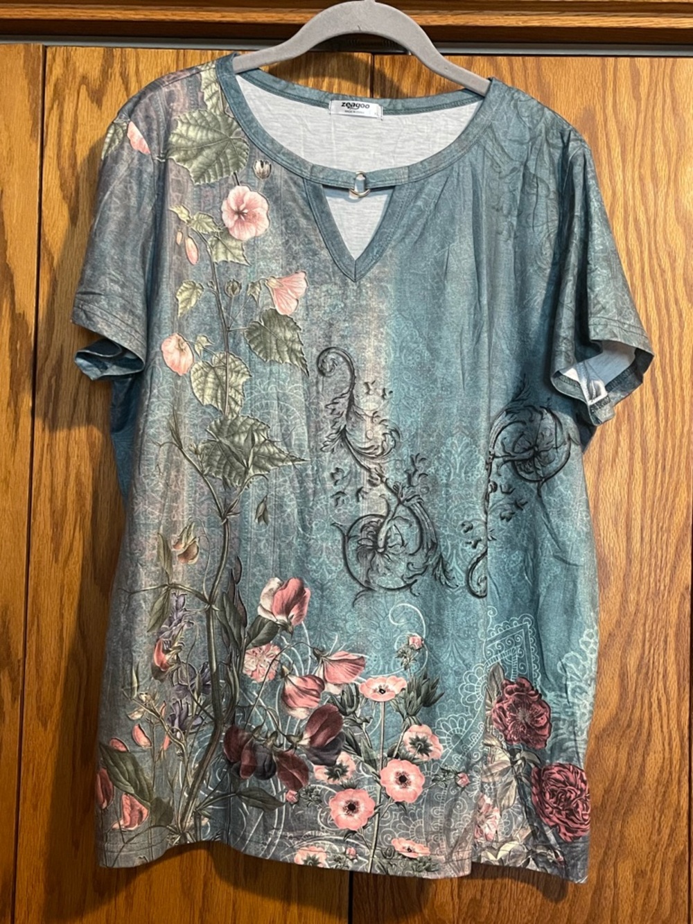 zeagoo Teal Floral Short Sleeve V-Notch Tee with Pink Accents